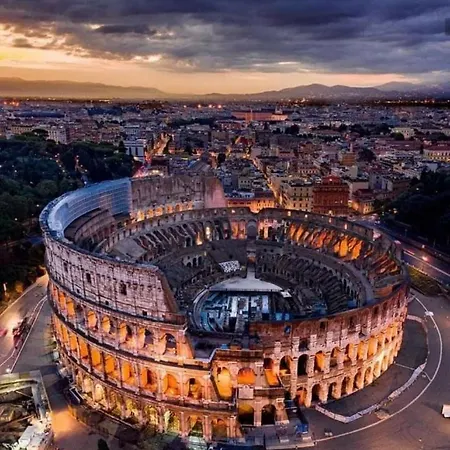 Pelizzi Apartment, 5 Persone, 2 Camere, Balcone, Cinecitta * Rome