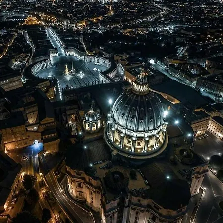Pelizzi Apartment, 5 Persone, 2 Camere, Balcone, Cinecitta Rome