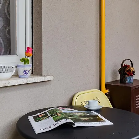 Pelizzi Apartment, 5 Persone, 2 Camere, Balcone, Cinecitta