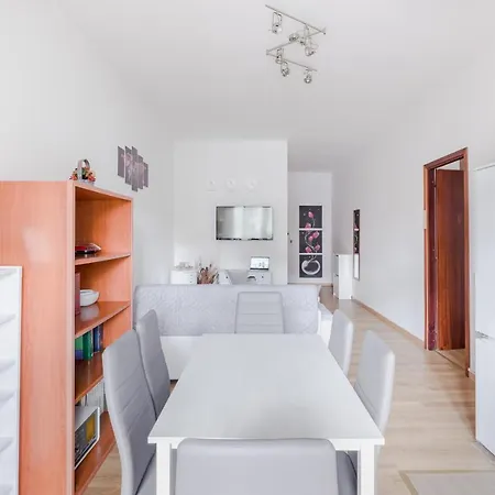 Pelizzi Apartment, 5 Persone, 2 Camere, Balcone, Cinecitta Appartement